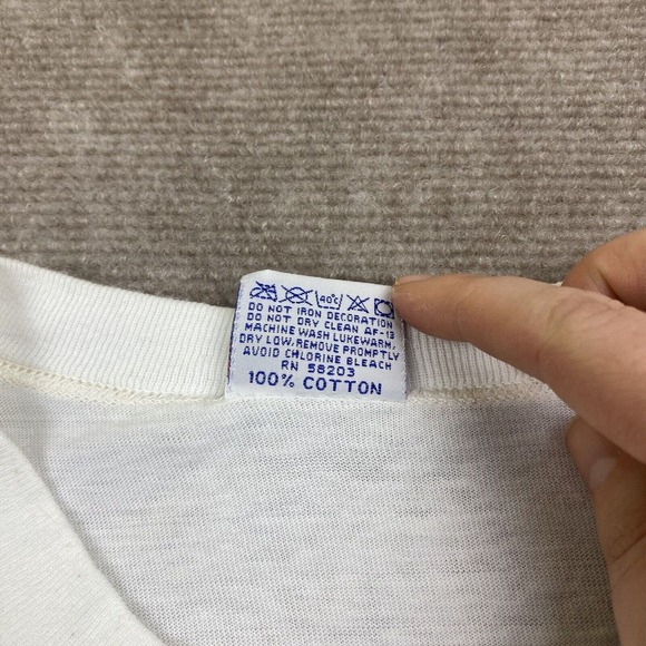 Vintage Poly Tee’s 1989 San Diego Shirt Size XL Short Sleeve Shark Lunch - Picture 8 of 12